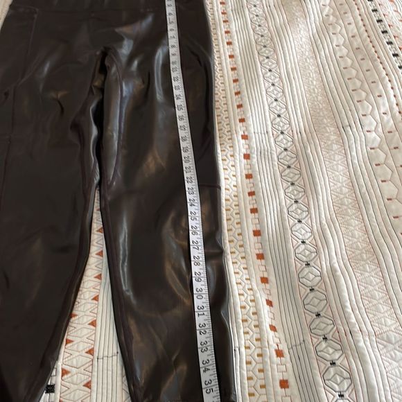 Vegan leather pants size large - Picture 6 of 6